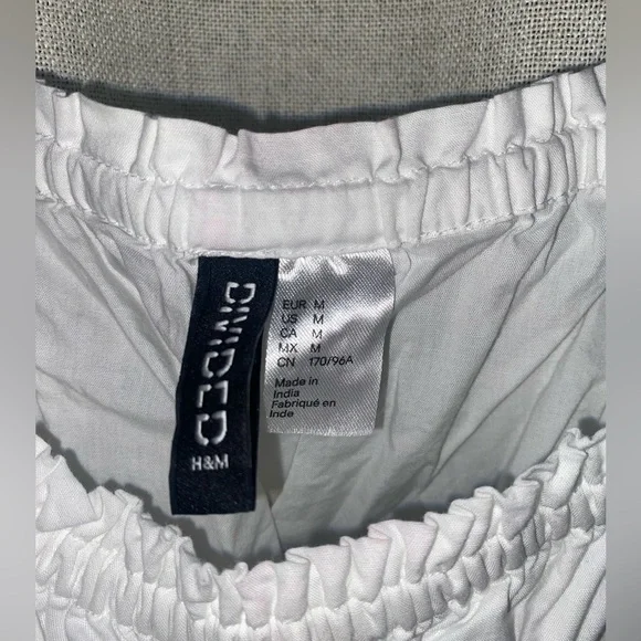 Cropped H&M white blouse, size M, lightly used, great condition - Picture 2 of 2